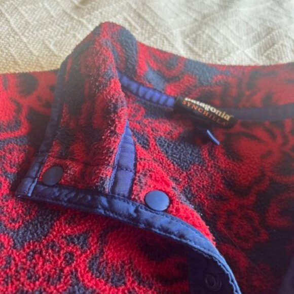 Vintage-Style Patagonia Synchilla Fleece - Size S - Picture 2 of 5